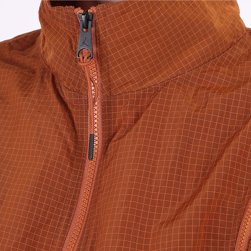 мужская оранжевая куртка Jordan 23 Engineered Woven Jacket DH3288-220 - цена, описание, фото 2